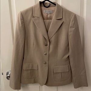 Tahari tan pant suit
